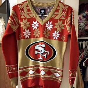 New Women's San Fransisco 49ers v neck sweater size small